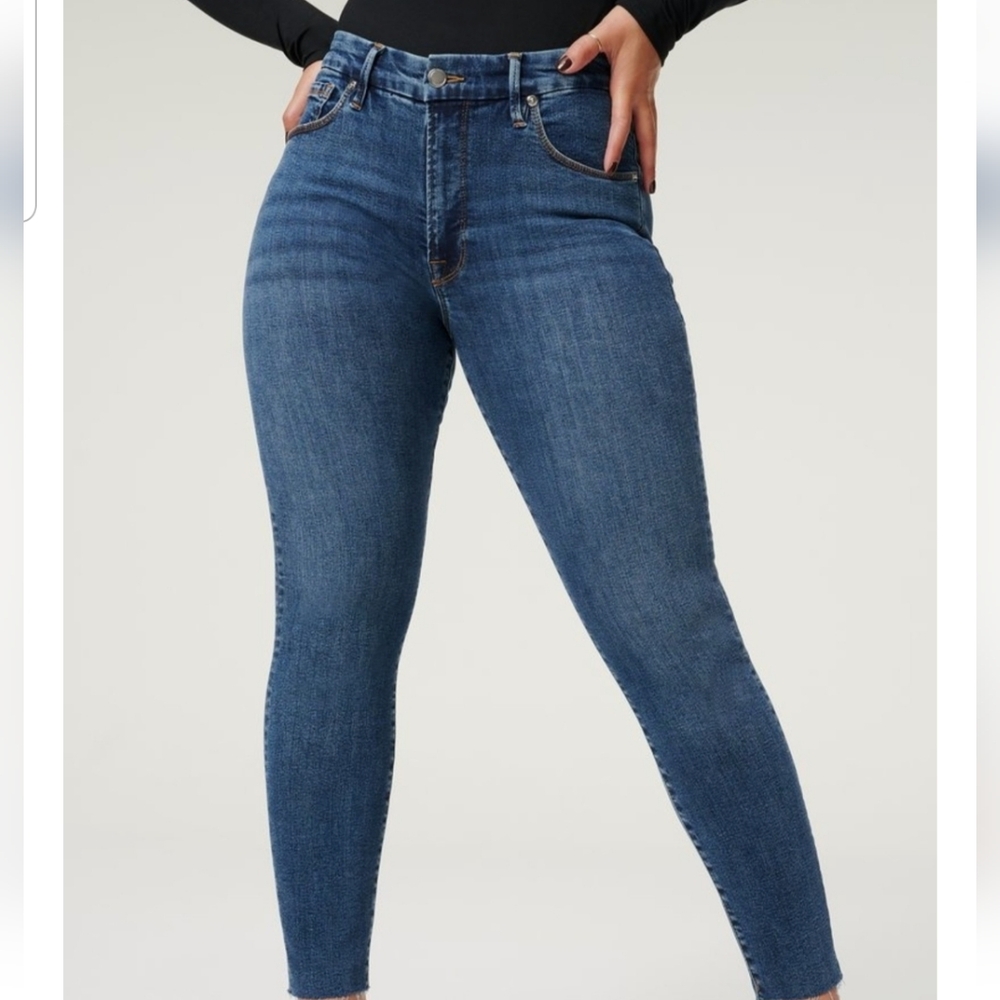 GOOD AMERICAN, GOOD LEGS CROP, BLUE 835 JEANS, SIZE 10/30